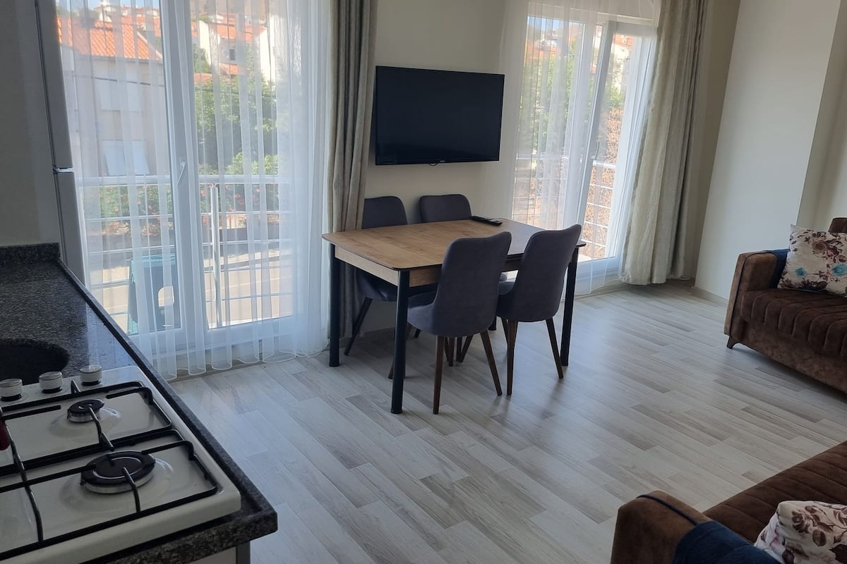 Studio, 2 Bedrooms, City View | Private kitchenette | Fridge, stovetop, electric kettle, cookware/dishes/utensils