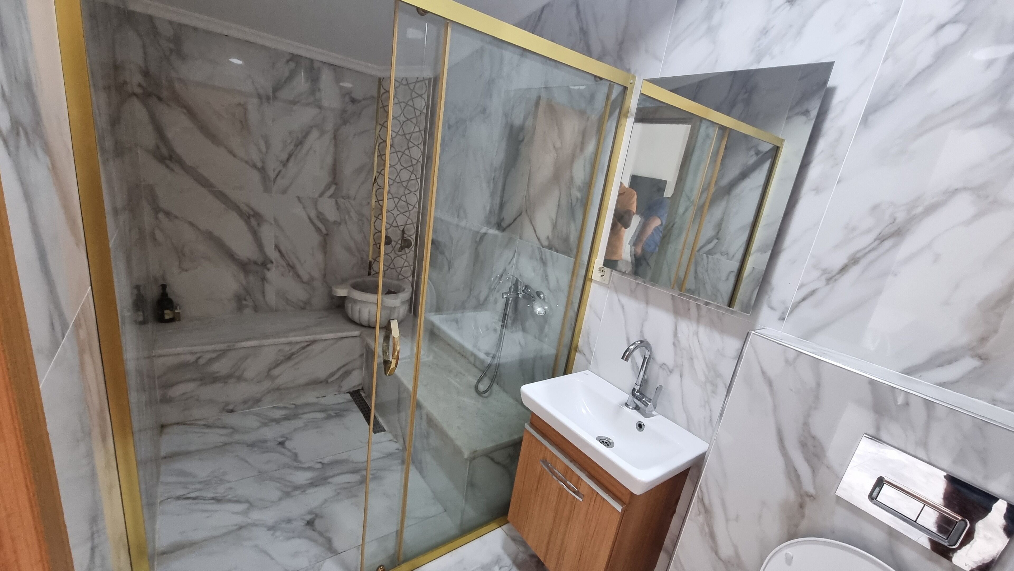 comfort house, 2 bedrooms, city view | bathroom