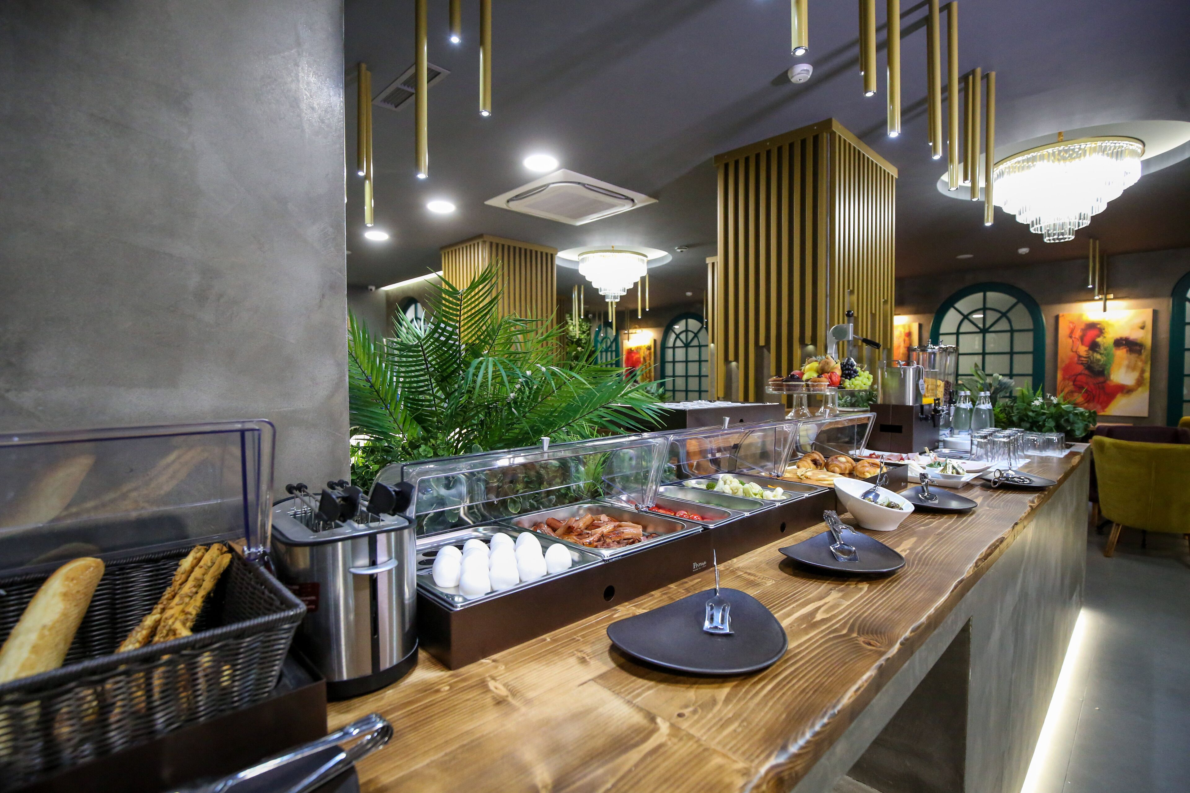 Free daily local cuisine breakfast