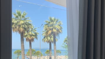 Deluxe Double Room, Sea View | Beach/ocean view