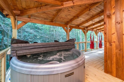 Hot Tub & WiFi - Angel`s View - Red River Gorge KY