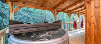 Hot Tub & WiFi - Angel`s View - Red River Gorge KY