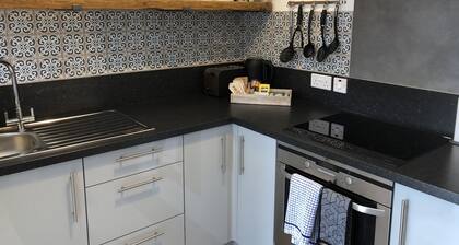 Seacot Cottage in the heart of the Highlands