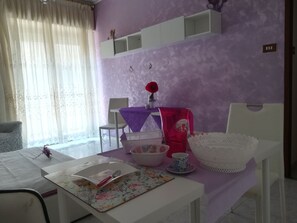 3 camere