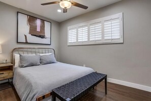 2 Schlafzimmer, Bügeleisen/Bügelbrett, kostenloses WLAN, Bettwäsche