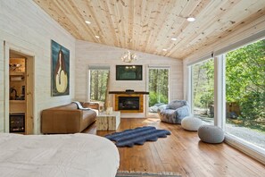 4 soverom, strykejern/-brett, reiseseng for barn og wi-fi (inkludert)