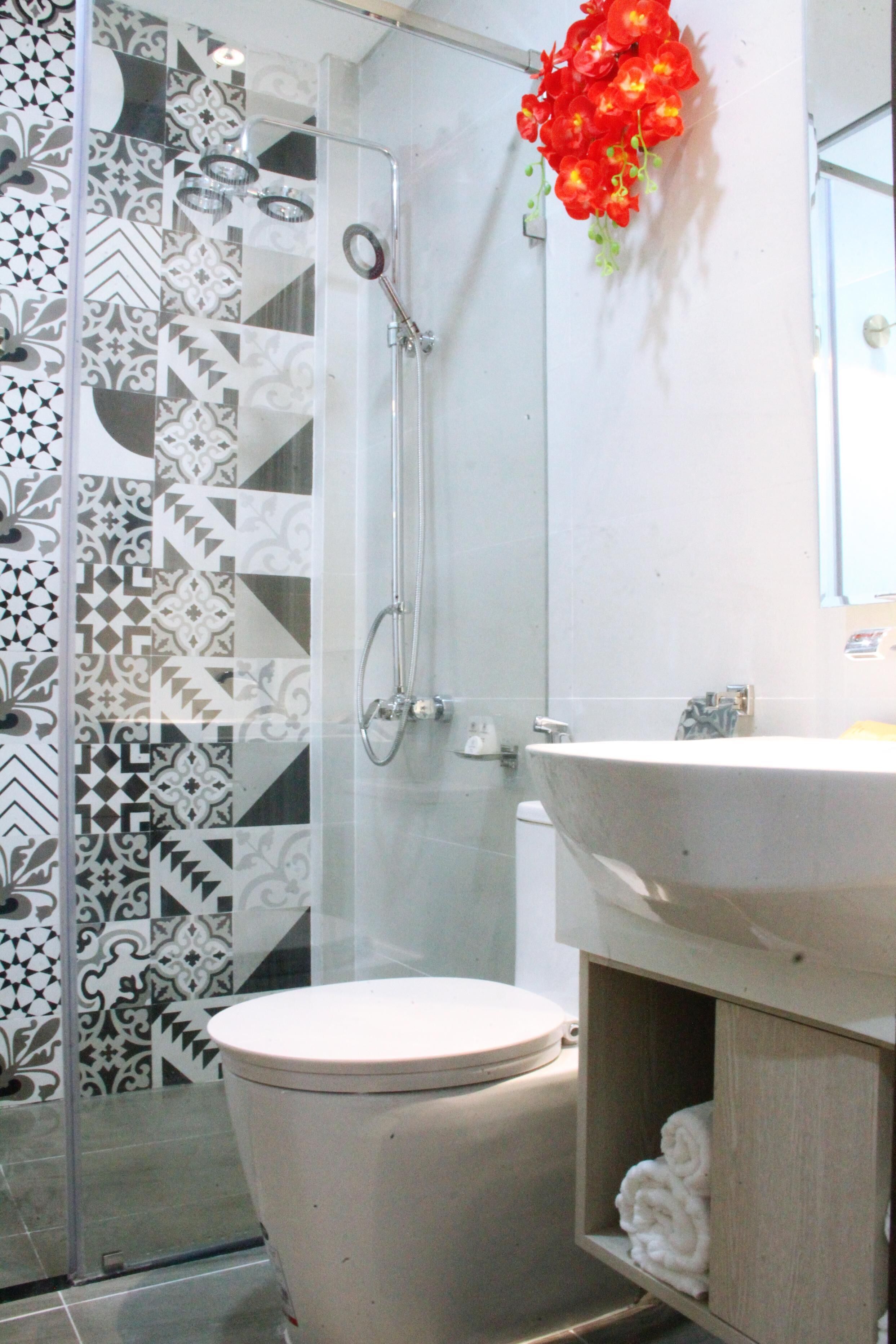 Photo - Golden Inn Hotel