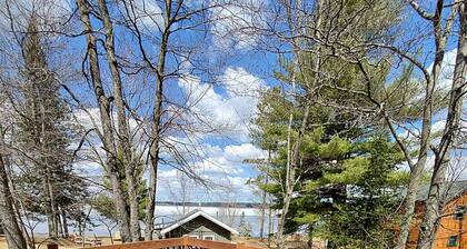 Cozy Cabin Getaway - Studio on ATV & Snowmobile Trail with Hi Speed WiFi