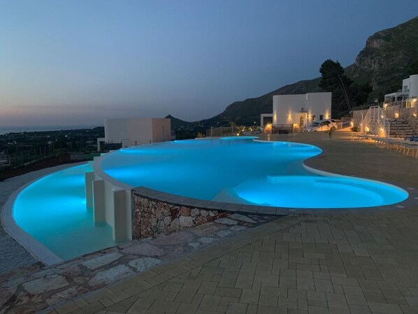 Alberca al aire libre 