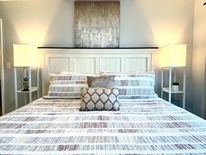 2 chambres, fer et planche à repasser, Wi-Fi gratuit, draps fournis