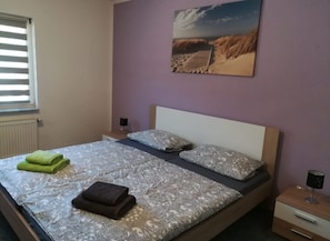 1 Schlafzimmer, kostenloses WLAN, Bettwäsche