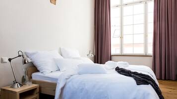 3 Schlafzimmer, Zimmersafe, Bügeleisen/Bügelbrett, kostenloses WLAN