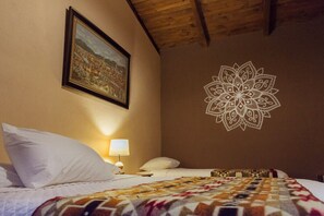 Tremannsrom – comfort | Minibar, individuelt dekorert, strykejern/-brett og sengetøy