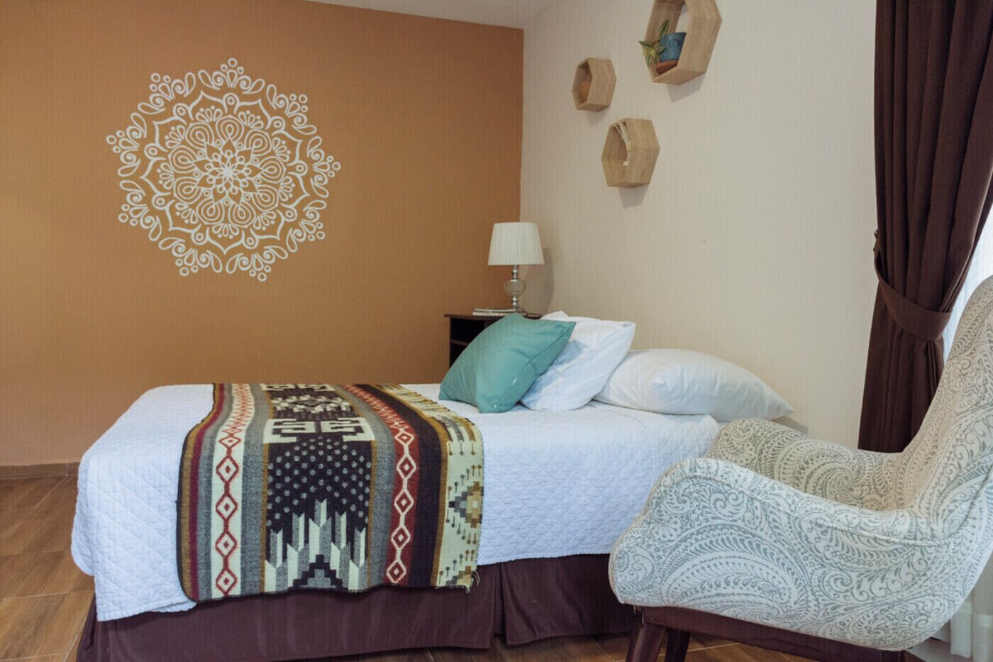 Luxury Double Room | Minibar, individually decorated, iron/ironing board, bed sheets