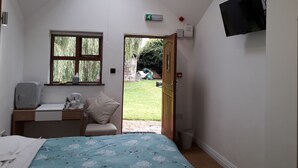Unclassified image, 2 of 32, button - Brookbarnbandb (Liverpool)
