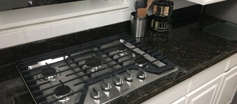 Casa de La Cruz - 3BR 3BA -w/ Plasma Air Technology 2,200sf Sleeps 10 