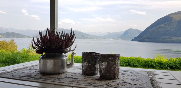 Leilighet – premium, 2 soverom, sjøvendt | Utsikt mot vann