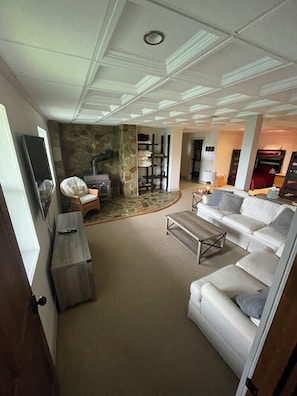 Smart TV, fireplace, music library, video library