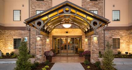 Studio Suite Great for Business Travelers! Fitness Center On-Site
