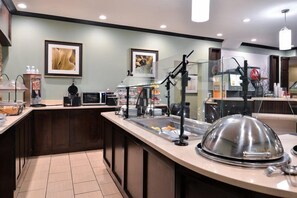 Dining - King Suite in Wichita Falls | Business Center On-Site + Free Breakfast (Wichita Falls)