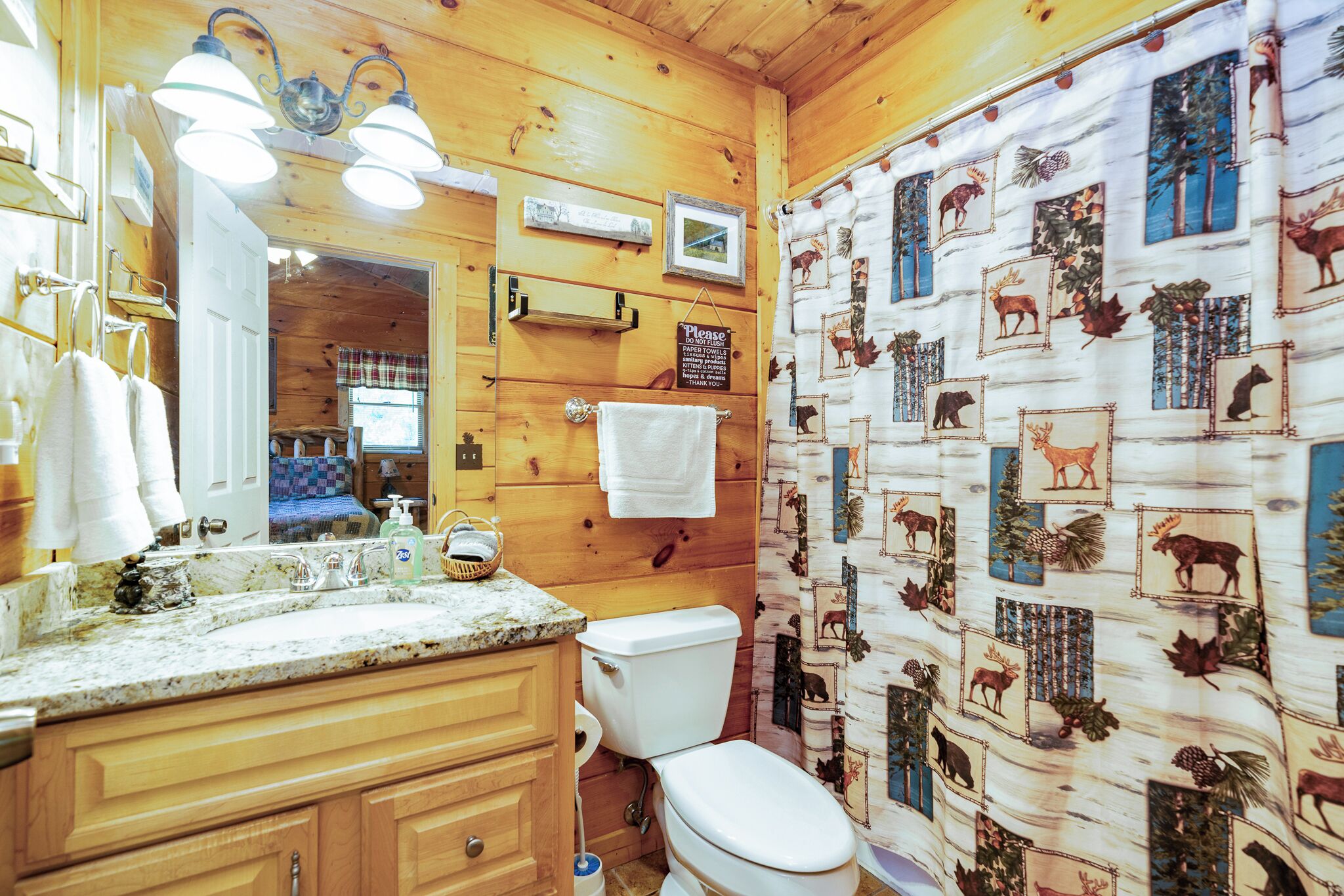 En suite upstairs bathroom