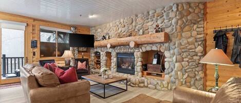 TV, fireplace, offices