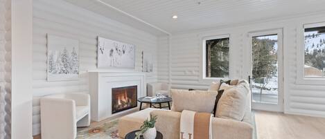 TV, fireplace, DVD player, stereo