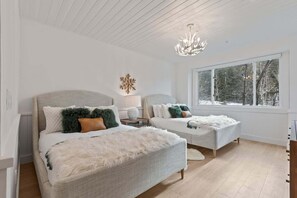 2 habitaciones, tabla de planchar con plancha y wifi gratis 