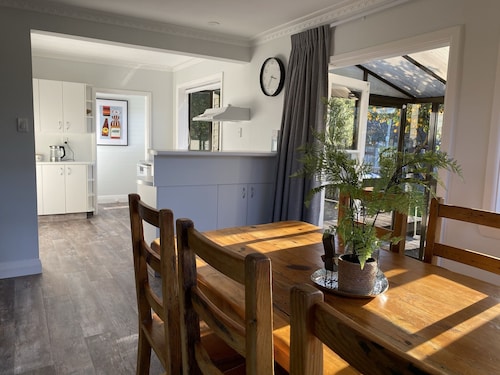 A Taste of Kiwiana close to Event Centres