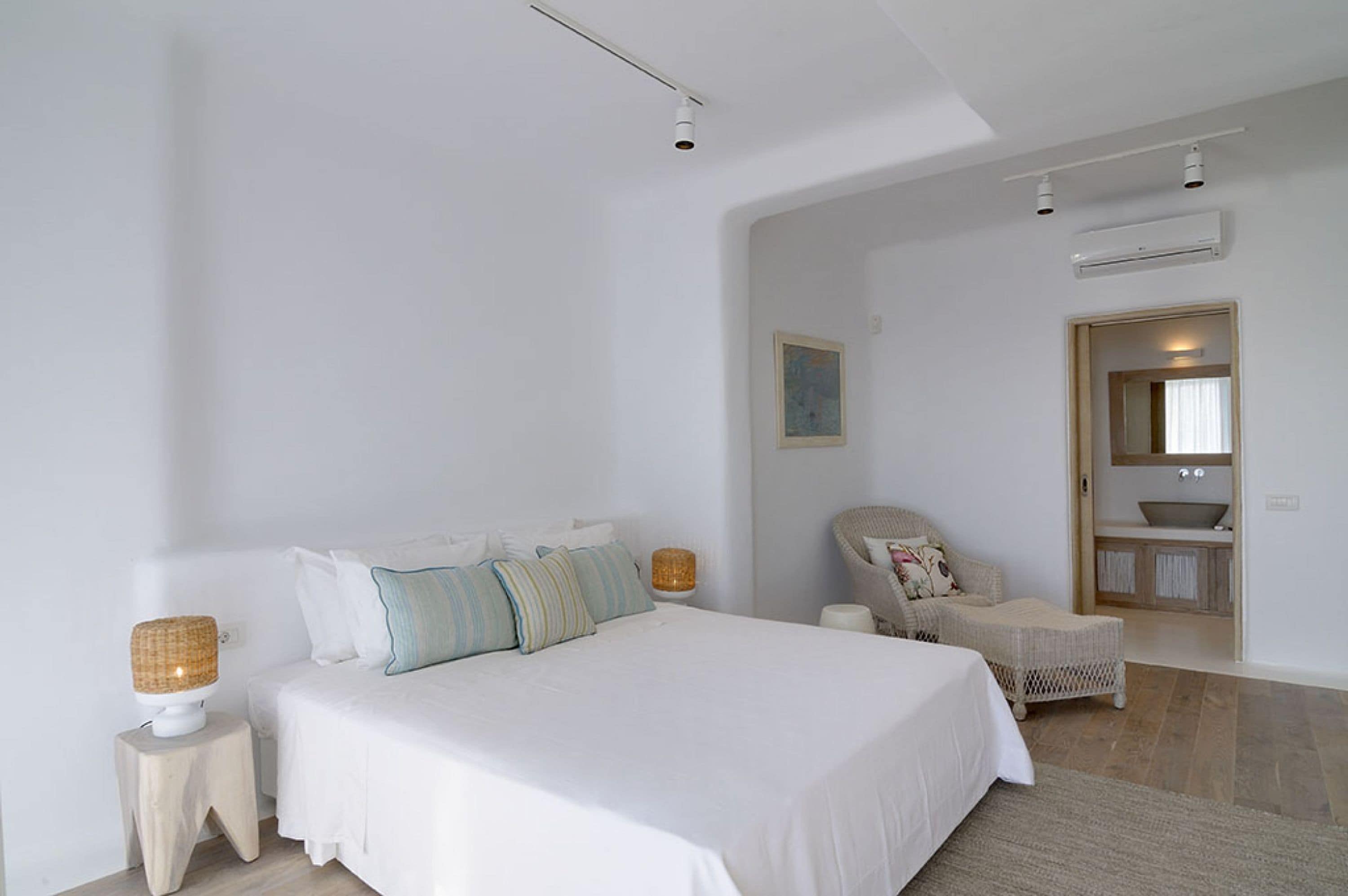Villa | 9 camere, una cassaforte in camera, lenzuola