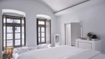 Mykonos Town Suite | 1 bedroom, free wired internet, bed sheets