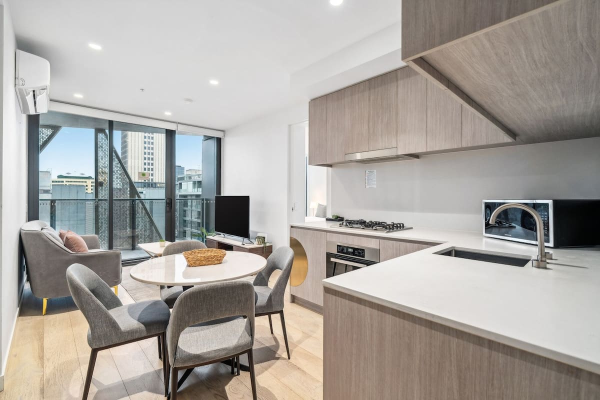 Two Bedroom One Bathroom Apartment | Private kitchen | Full-sized fridge, microwave, oven, stovetop