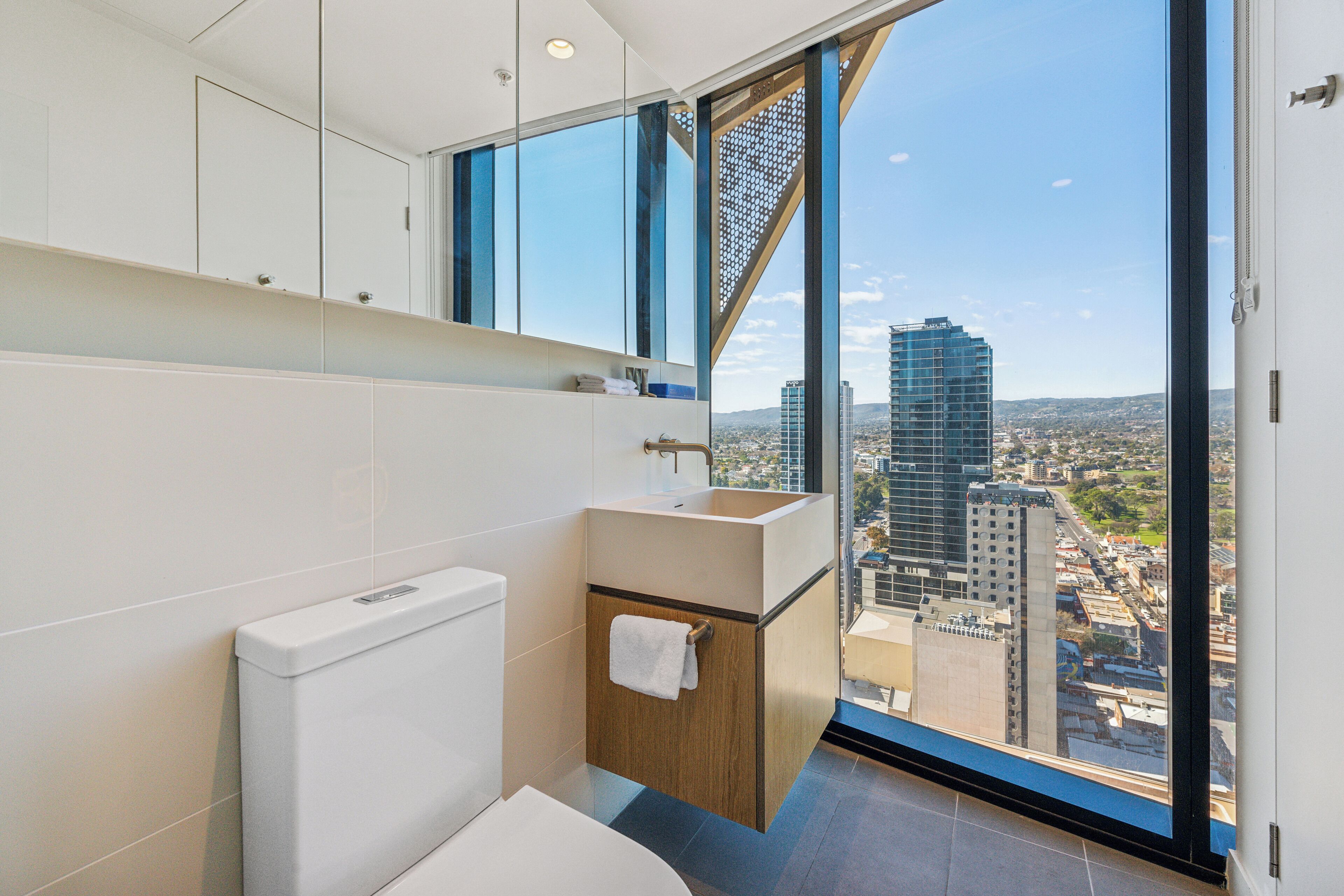 Three Bedroom Two Bathroom Apartment | Bathroom | Shower, free toiletries, hair dryer, towels