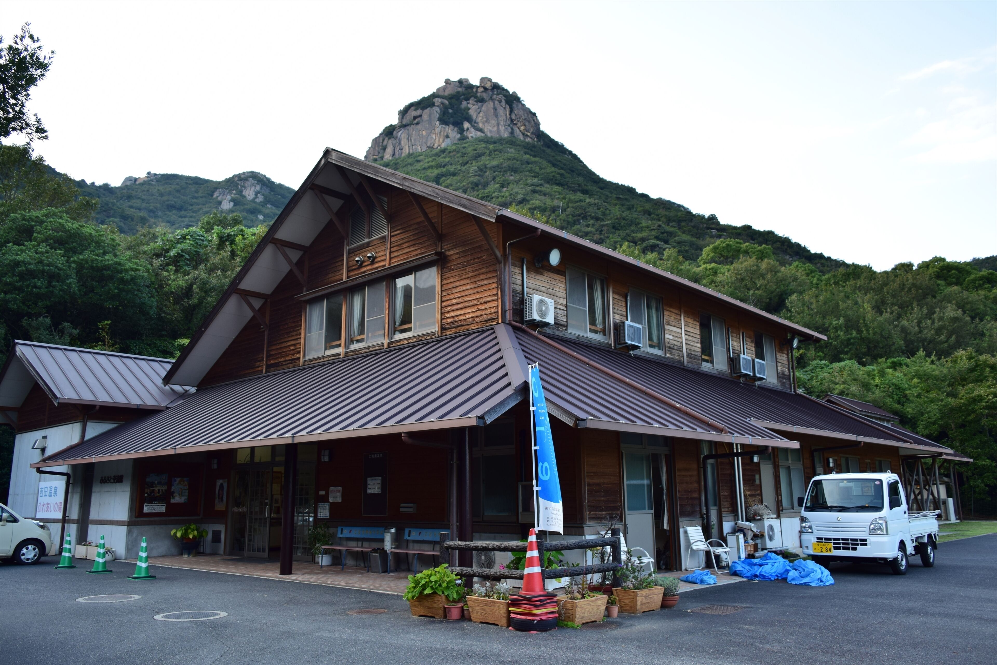 Children's play area - outdoor