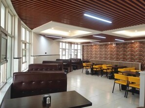 Restaurant - Greentree Inn Qinyang Middle Huaifu Road Express Hotel (Jiaozuo)