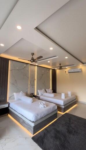 Habitación triple ejecutiva | Wifi gratis y ropa de cama