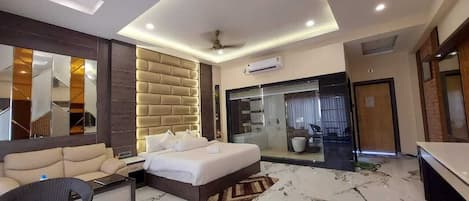 Chambre présidentielle double | Salle de bain | Articles de toilette (gratuits), serviettes fournies