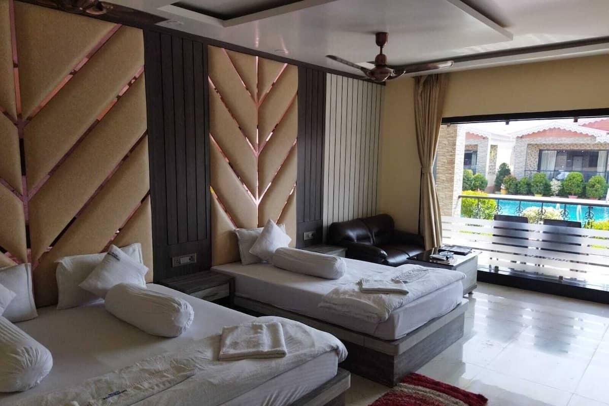 Executive Triple Cottage | Free WiFi