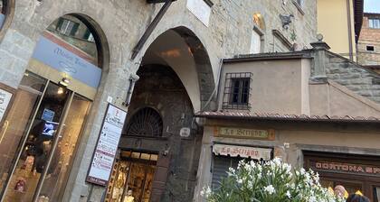 sisters' home in the heart of Cortona