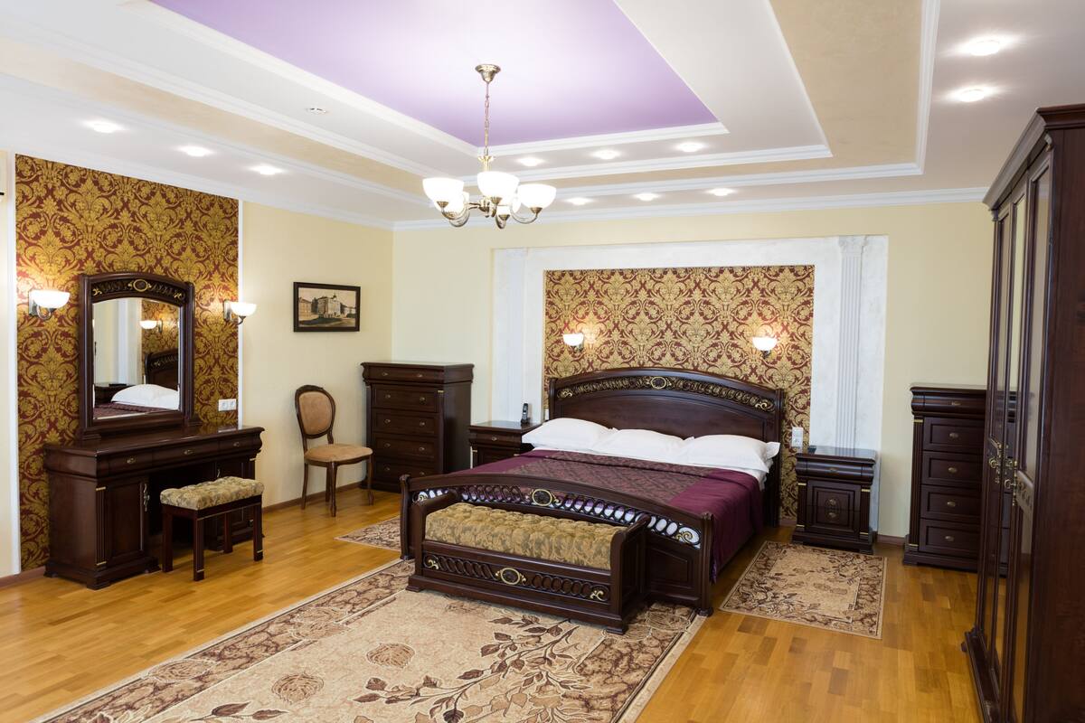 Presidential Suite | 1 bedroom, desk, blackout curtains, iron/ironing board