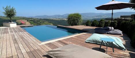 Piscine extérieure, piscine chauffée