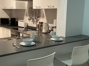 Microwave, oven, stovetop, dishwasher