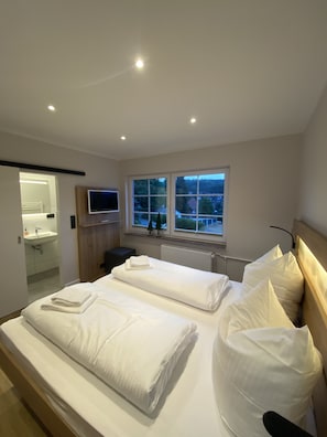 1 Schlafzimmer, Zimmersafe, BĂŒgeleisen/BĂŒgelbrett, Reisekinderbett