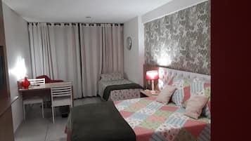 Deluxe Double or Twin Room | Minibar, free WiFi, bed sheets, wheelchair access