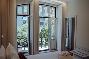 Standard Suite - Le Premier Lisbon Suites (Lisbon)