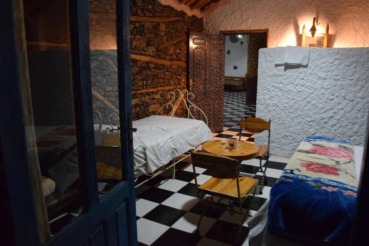 blackout curtains, bed sheets