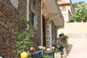 Entrada de la propiedad