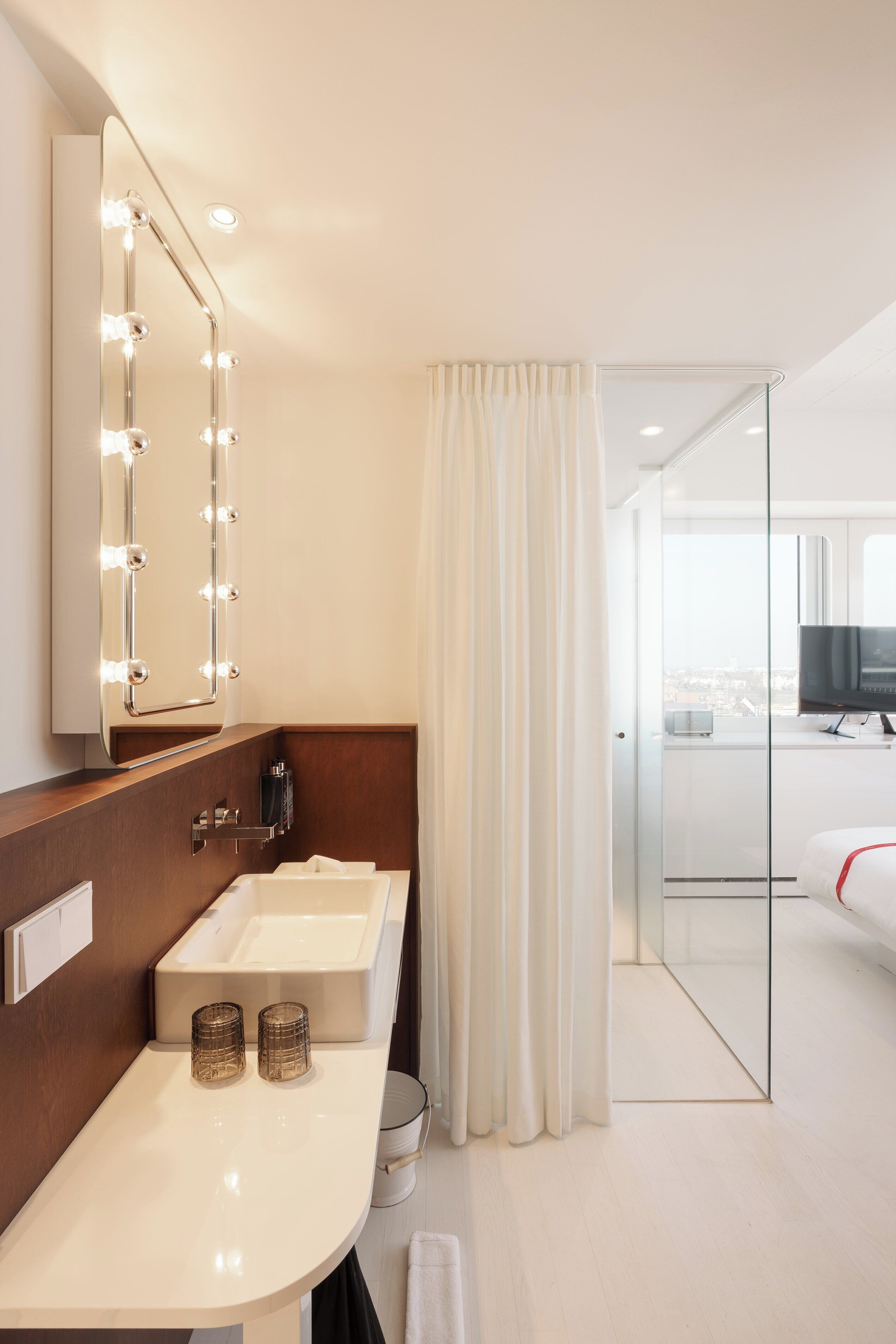 cosy room | bathroom | shower, rainfall showerhead, designer toiletries, hair dryer