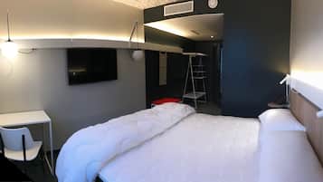 Standard-Doppelzimmer, 1 Doppelbett | Schreibtisch, laptopgeeigneter Arbeitsplatz, Verdunkelungsvorhänge
