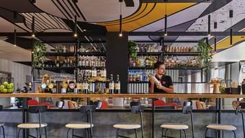 Bar (in der Unterkunft)